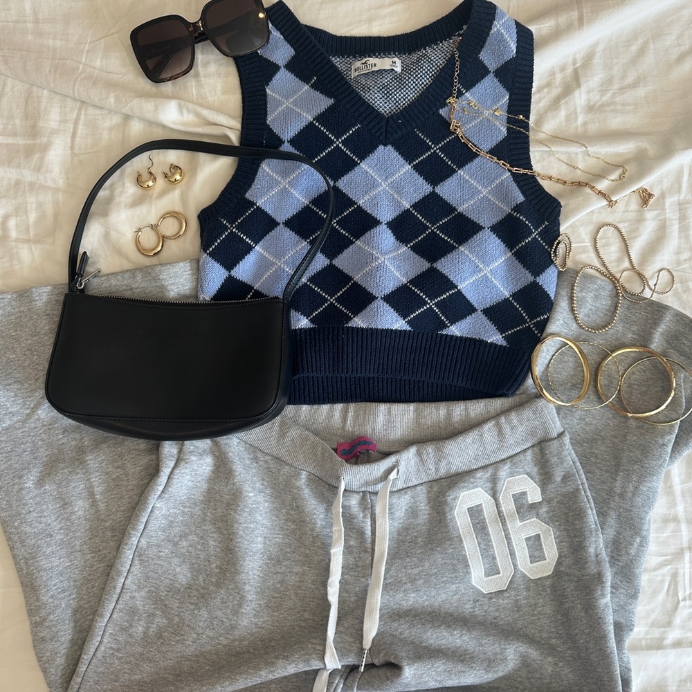 Hollister Blue Argyle Knit Vest